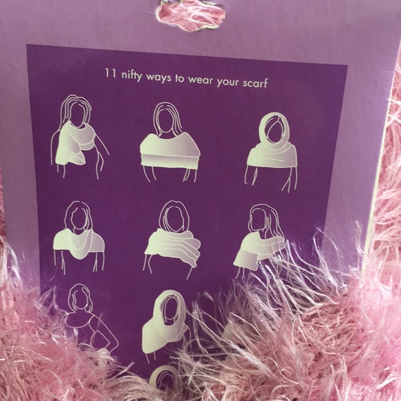 Soft Fashion Scarf - Picture 3 of 3